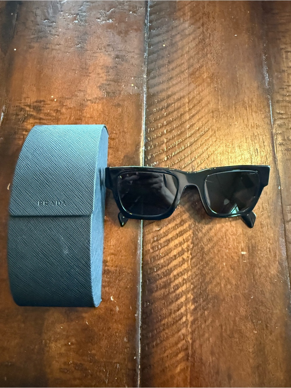 Prada PR A06S Sunglasses - Like New! - Picture 5 of 6